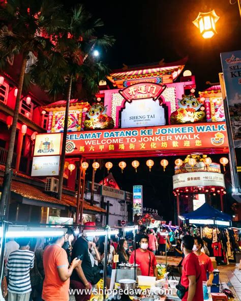 Jonker Street Night Market: A Culinary Oasis with 200+ Stalls