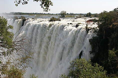 Journey to the Extraordinary: Discover Zambia's Natural Heritage