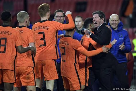 Jouw Complete Gids over Jong Oranje: Een Diepgaande Analyse