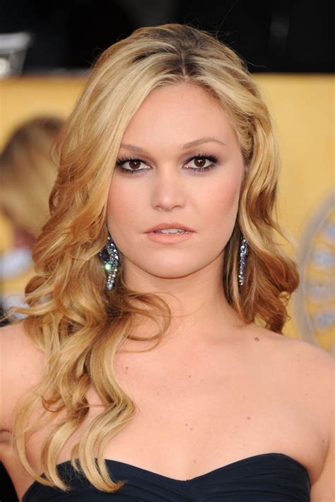 Julia Stiles: A Guiding Star for Navigating the World of Acting and Beyond