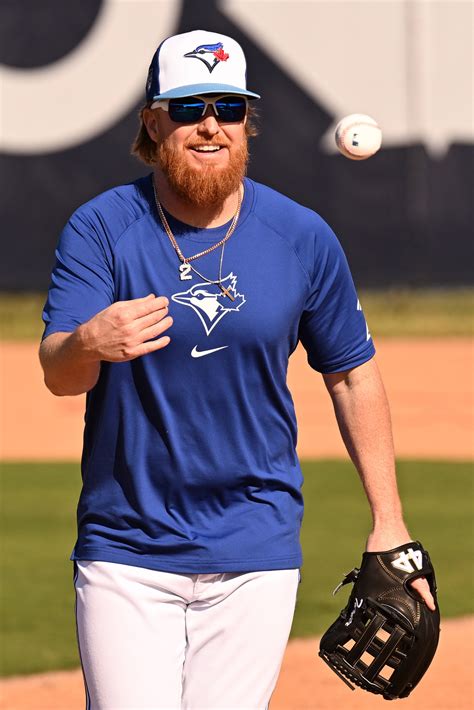 Justin Turner: A Stellar Career