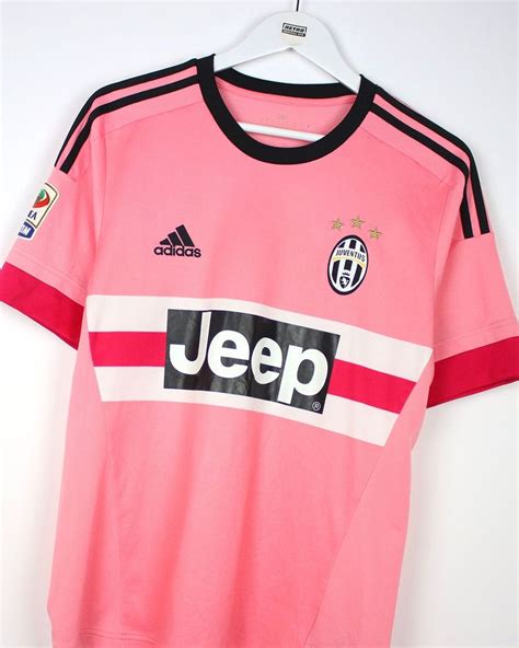 Juve Pink Jersey: The Story Behind the Unconventional Choice