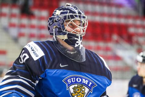 Kaapo Kähkönen: Suomen jääkiekkotähti