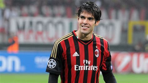 Kaka Soccer Shirt: The Perfect Choice for Fans and Players