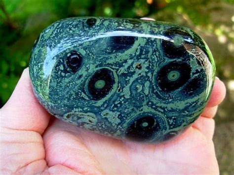 Kambaba Jasper: Unraveling the Enigmatic Stone of Tranquility