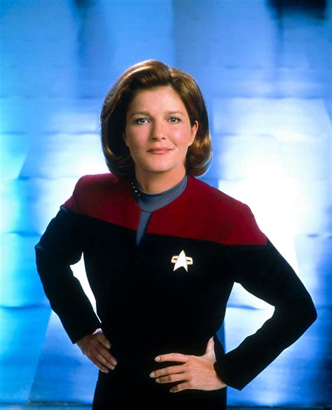 Kathryn Janeway: A Voyager Star Trek Captain's Courage and Leadership