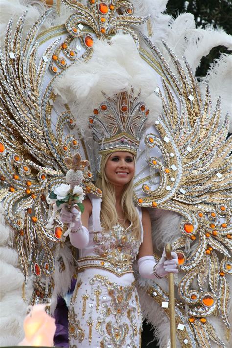 Katrina Costumes: A Guide to Dressing Up as the Queen of New Orleans