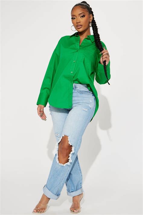 Kelly Green Collar Shirt: A Stylish and Versatile Staple