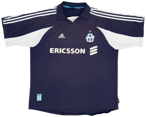 Key Characteristics of the 1999-00 Olympique Marseille Away Shirt