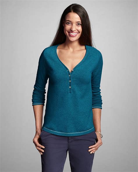 Key Features of Eddie Bauer Women's Sweatshirt Sweaters