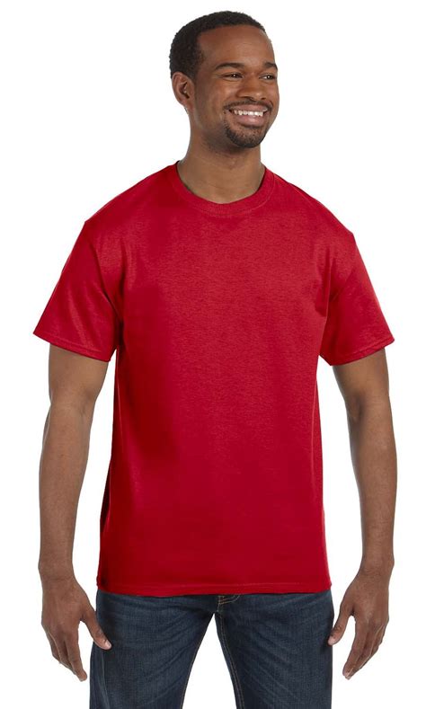 Key Features of Gildan Adult T-shirts