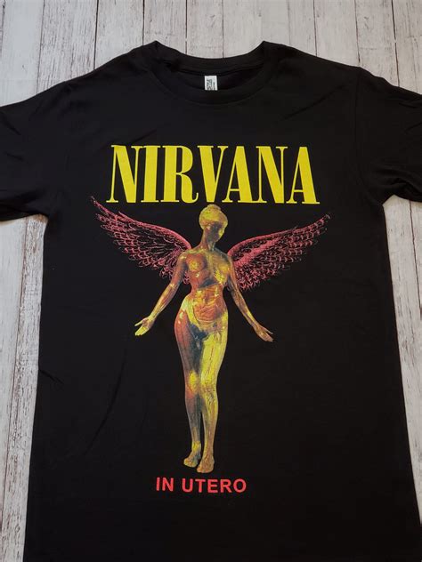 Key Features of the In Utero Nirvana T-Shirt