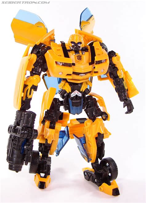 Key Features of the Transformers Bumblebee Toy 2007