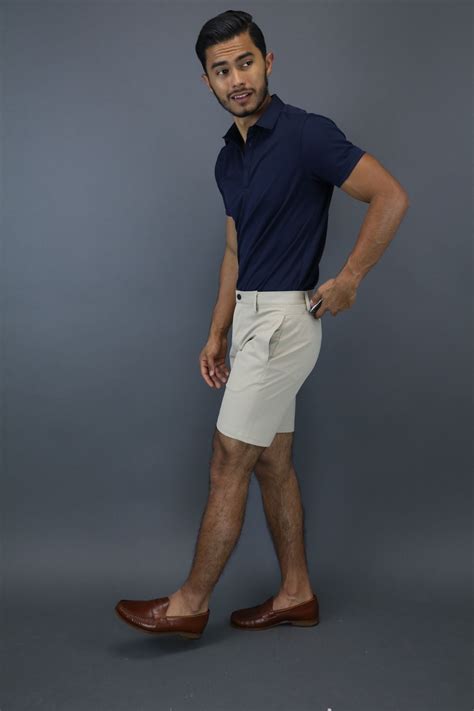 Khaki Shorts for Men: A Wardrobe Essential for Warm Weather Style