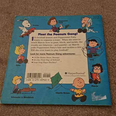 Kick the Ball Marcie Peanuts Gang by Schulz Charles M 1996 Paperback Doc