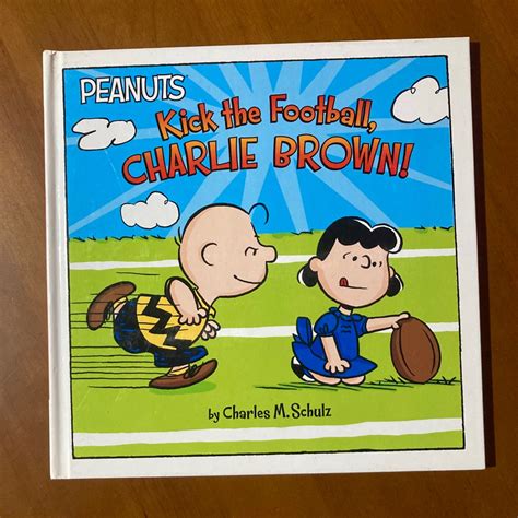 Kick the Football Charlie Brown Peanuts Ready-to-reads Kindle Editon