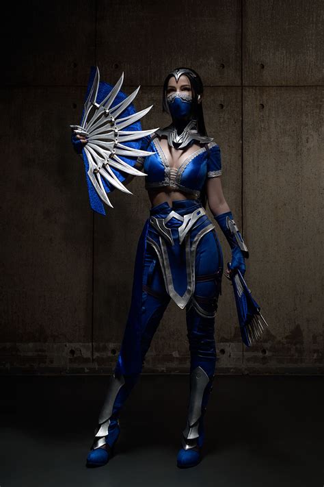 Kitana Cosplay: A Mortal Encounter with Martial Artistry