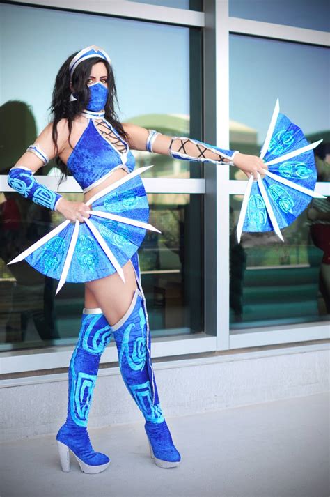 Kitana Mortal Kombat Cosplay Costume: Transform into the Princess of Edenia