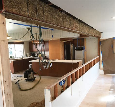 Kitchen load-bearing walls