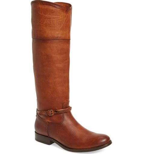 Knee-high Leather Boots: A Timeless Fashion Staple