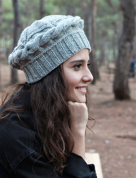 Knit Beret: The Ultimate Winter Accessory