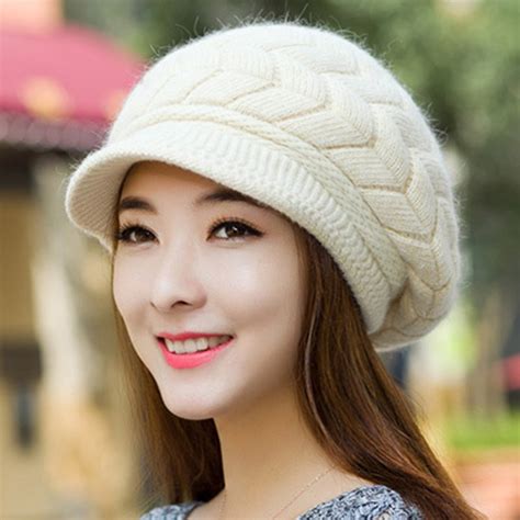 Knit Caps for Women: Comfort, Style, and Practicality