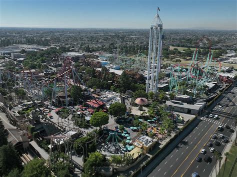 Knott's Berry Farm Closing: End of an Era