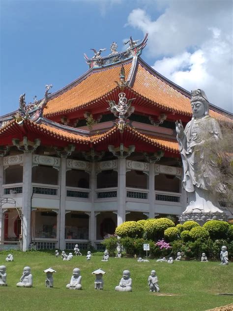 Kong Meng San Phor Kark See Monastery: A Sanctuary of Spirituality and Architectural Marvel