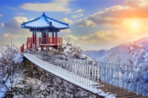 Korea in December: 10 Must-See Winter Wonders