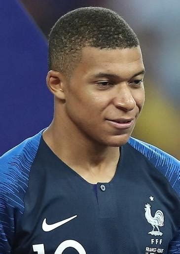 Kylian Mbappé: A Profile of a Rising Star in World Football