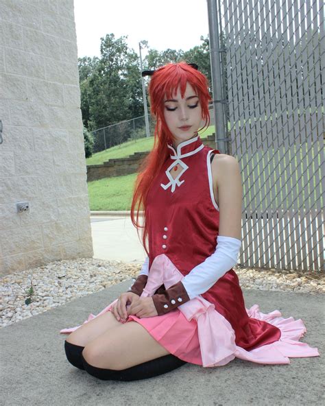 Kyoko Sakura Cosplay: A Comprehensive Guide for Aspiring Magical Girls