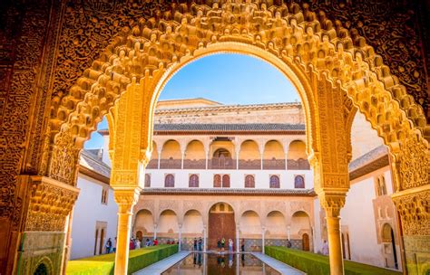 La Alhambra: 14 Mind-Blowing Facts About Granada's Architectural Marvel