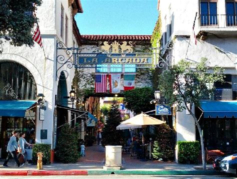 La Arcada Courtyard