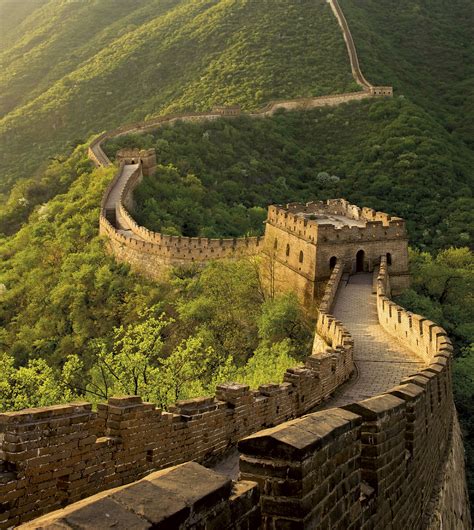 La Edificacion de la Muralla China Reader
