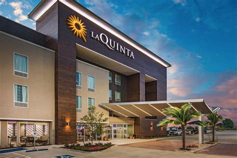 La Quinta Inn & Suites by Wyndham Austin Cedar Park - 2.5 stars