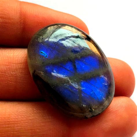 Laborite Stone: The Underrated Gemstone with Limitless Potential