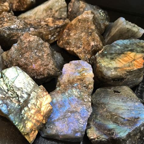 Laborite Stone: The Versatile Mineral with Unparalleled Properties