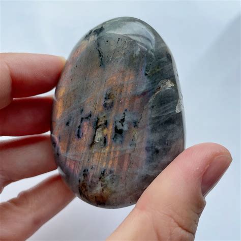 Labradorite: Unleashing the Aurora Borealis of Your Soul