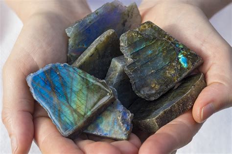 Labradorite Price: The Ultimate Guide to 2025 VS. 2023