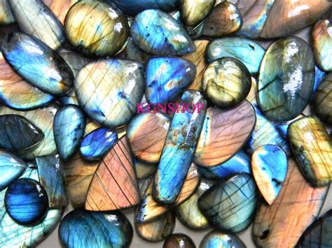 Labradorites: The Enigmatic Gemstones That Capture the Northern Lights