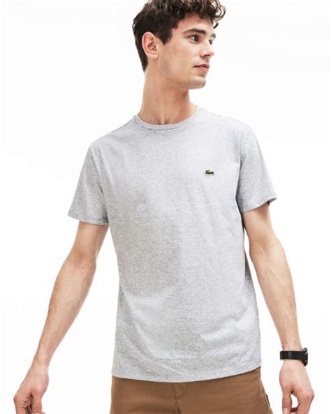 Lacoste T-Shirt Mænd: A Timeless Wardrobe Staple