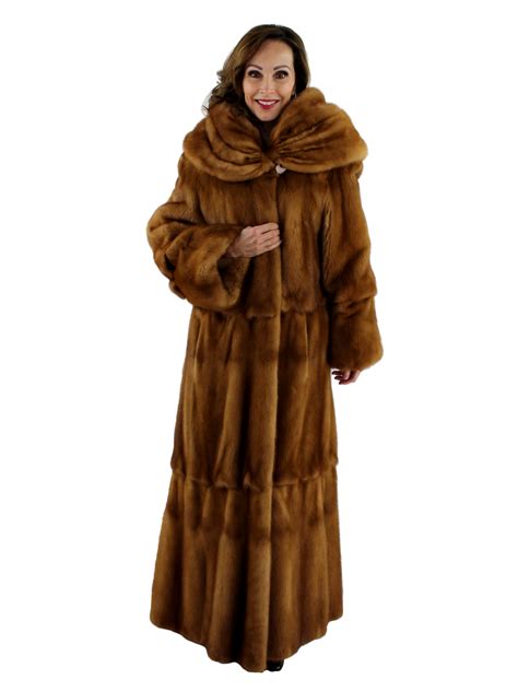 Ladies Mink Fur Coats