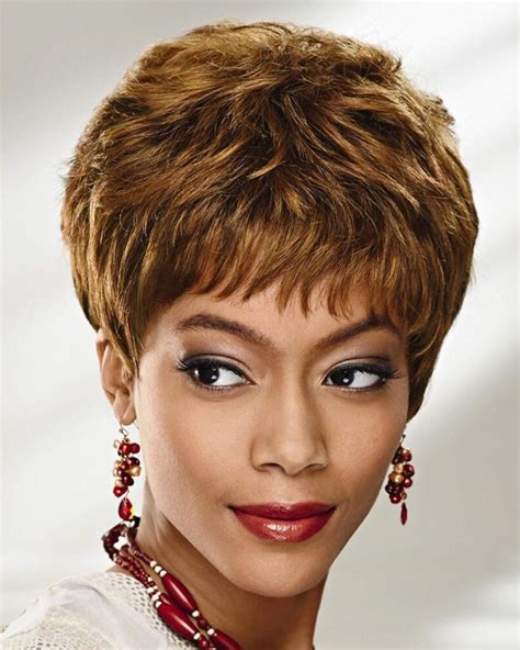 Ladies Wigs Short Styles Pixie Cut Wigs Short Wavy Synthetic Wig Natural Party Wigs