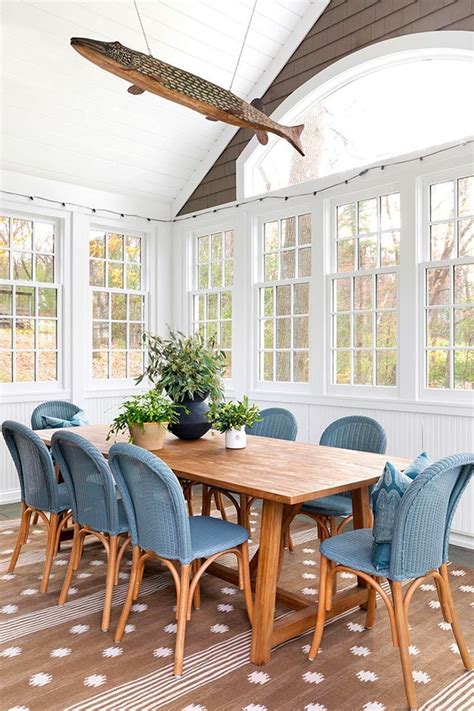 Lakeside Dining Room: