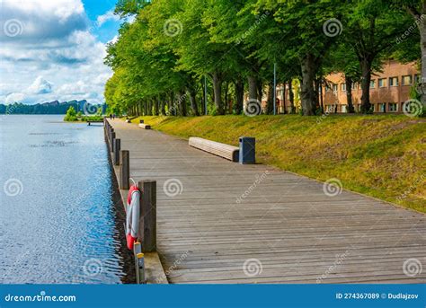 Lakeside Promenade: