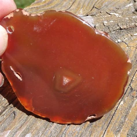 Large Agate: A Stone of Strength and Protection