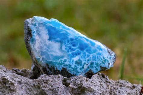 Larimar, the Enchanting Ocean Heart: Discover the Wonders Within