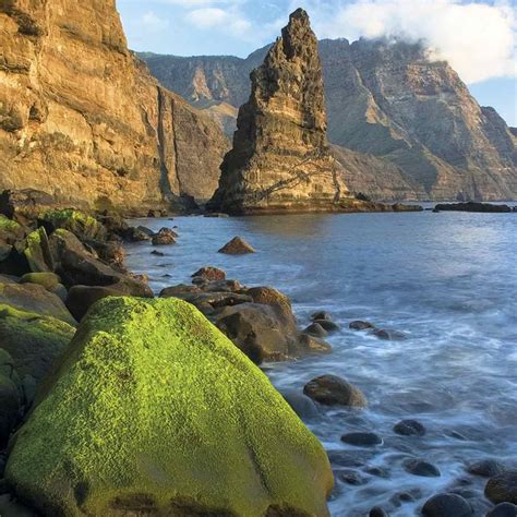 Las Islas Canarias: Un Paraíso Natural y Cultural