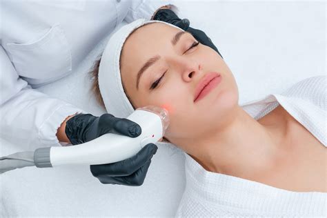 Laser Treatment for Face: 5 Benefits to Rejuvenate Your Youthful Glow