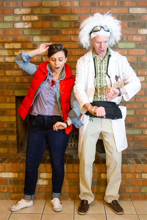 Last-Minute Couples Costumes: A Guide to Creative Disguises